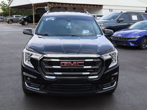 Certified 2024 GMC Terrain AT4 w/ Tech Package AWD/4WD image 4
