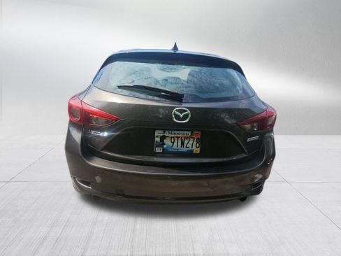 Used 2017 MAZDA MAZDA3 Grand Touring w/ Premium Equipment Package FWD image 5