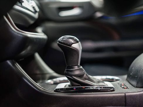 Used 2014 Toyota Highlander Limited w/ Driver Technology Package image 22