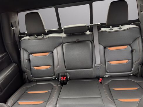 Used 2021 GMC Sierra 2500 AT4 w/ AT4 Preferred Package image 22