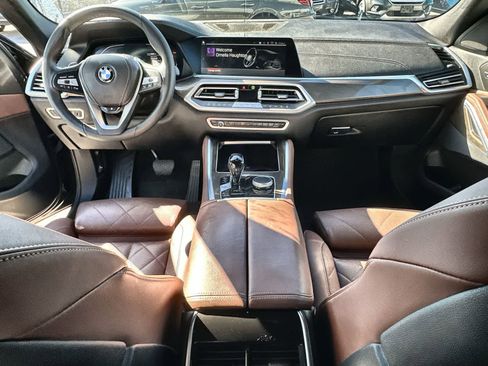 Used 2023 BMW X6 xDrive40i w/ Luxury Seating Package image 10