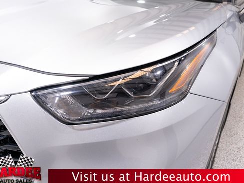 Used 2022 Toyota Highlander Platinum FWD image 8