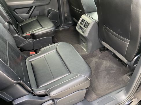 Used 2021 Volkswagen Atlas SEL image 9