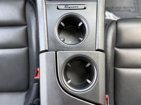 Used 2022 Porsche Taycan GTS image 23