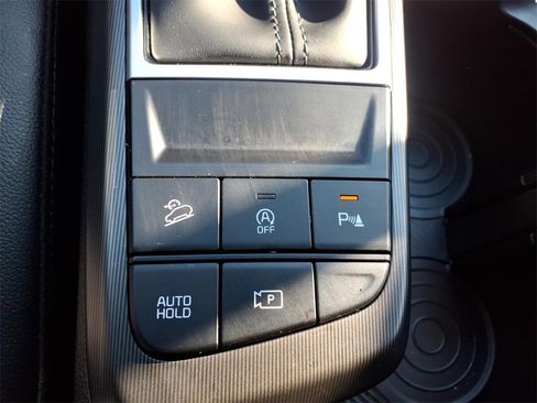 Used 2026 Kia Sportage EX w/ EX Panorama Roof Package image 17