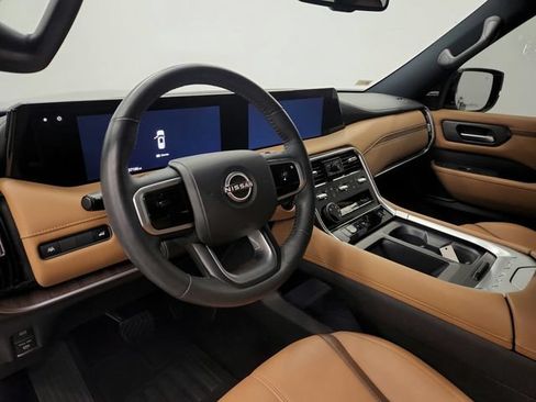 Used 2025 Nissan Armada SL w/ Captain's Chari Seat Package RWD image 18