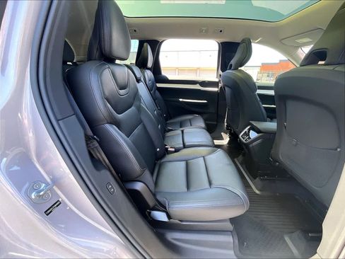 Used 2026 Volvo EX90 Ultra AWD/4WD image 30