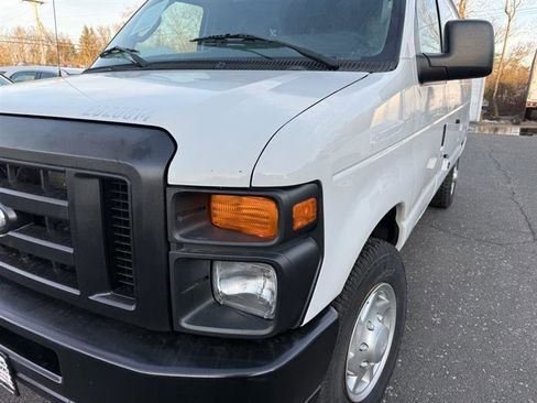 Used 2014 Ford E-250 and Econoline 250 w/ Power Group image 38
