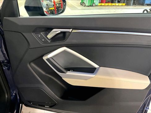 Used 2022 Audi Q3 2.0T Premium Plus image 12