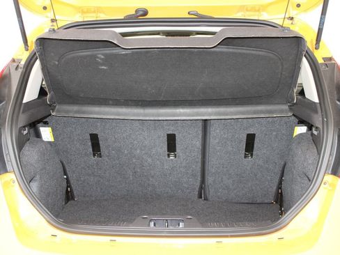 Used 2011 Ford Fiesta SES w/ 301A Rapid Spec Order Code FWD image 9