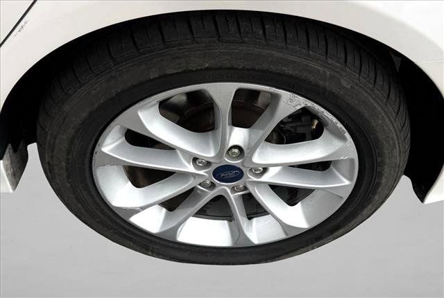 Used 2020 Ford Fusion SE FWD image 9
