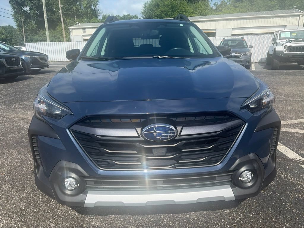Used 2024 Subaru Outback Limited AWD/4WD image 2