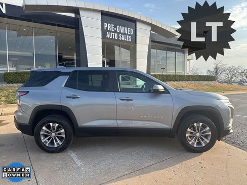 Used 2025 Chevrolet Equinox LT image 2