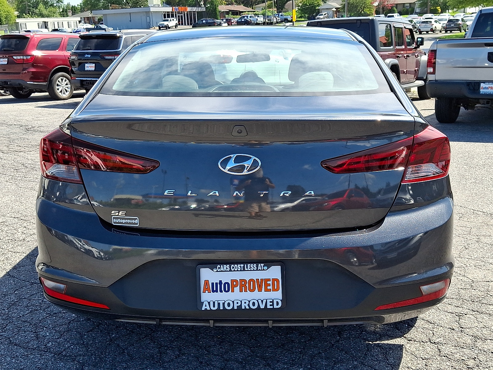 Used 2020 Hyundai Elantra SE FWD image 5