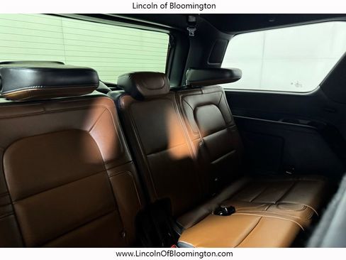 Certified 2023 Lincoln Navigator Reserve image 18
