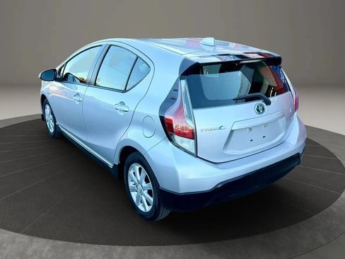 Used 2017 Toyota Prius C Two FWD image 6