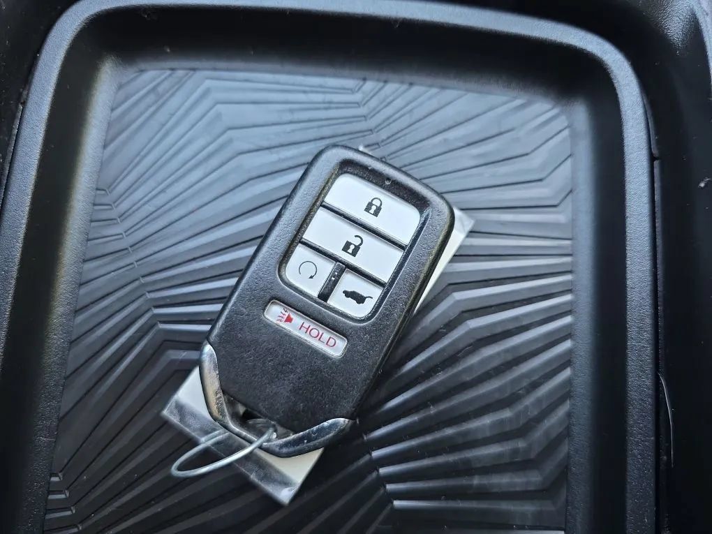 Used 2017 Honda CR-V EX-L image 37