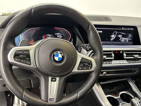 Used 2019 BMW X5 xDrive50i w/ M Sport Package image 22