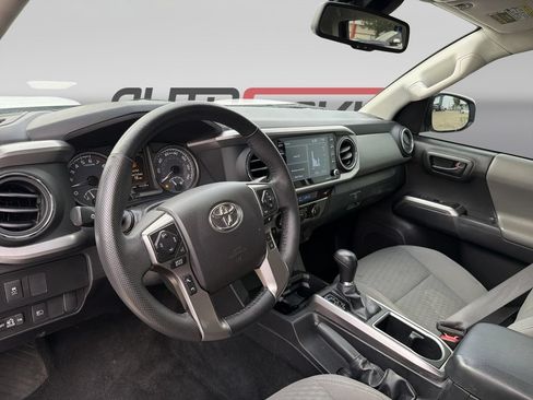 Used 2023 Toyota Tacoma SR5 RWD image 10