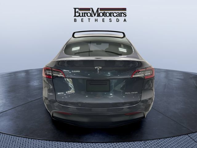 Used 2021 Tesla Model Y Long Range AWD/4WD image 4