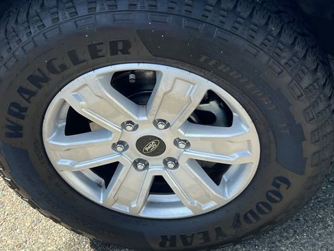 Used 2020 Ford Ranger XL w/ Equipment Group 101A Mid RWD image 10