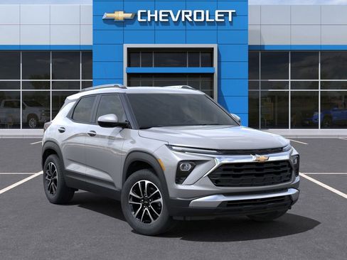 New 2025 Chevrolet TrailBlazer LT w/ Convenience Package image 7