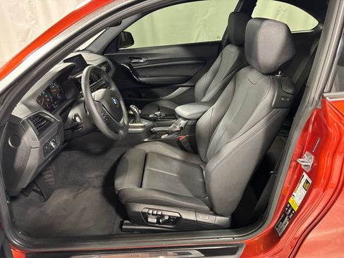 Used 2018 BMW 230i xDrive Coupe AWD/4WD image 3