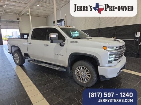 Used 2022 Chevrolet Silverado 2500 High Country w/ Safety Package II AWD/4WD image 2