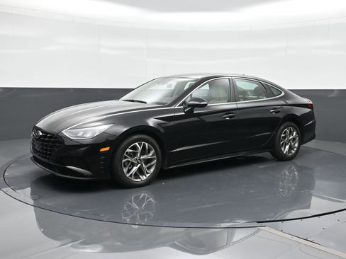 Certified 2023 Hyundai Sonata SEL FWD image 1