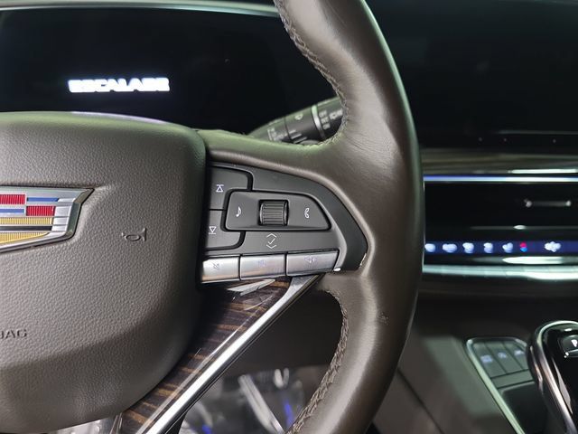 Used 2021 Cadillac Escalade Sport w/ Driver Assist Tech Package AWD/4WD image 18