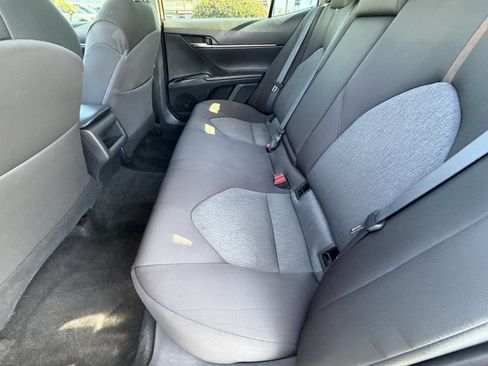 Used 2019 Toyota Camry LE w/ Carpet Mat Package FWD image 26