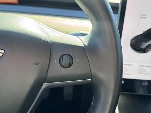 Used 2018 Tesla Model 3 Long Range image 26