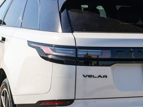 Certified 2026 Land Rover Range Rover Velar Dynamic SE AWD/4WD image 9