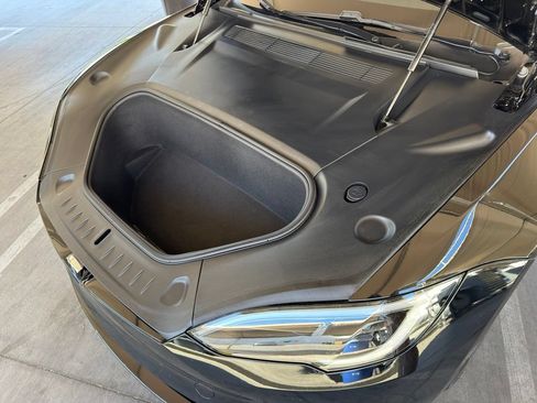Used 2022 Tesla Model S AWD/4WD image 5