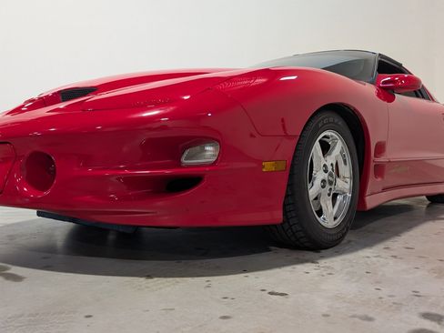 Used 2002 Pontiac Firebird Trans Am w/ SLP Firehawk Pkg RWD image 4