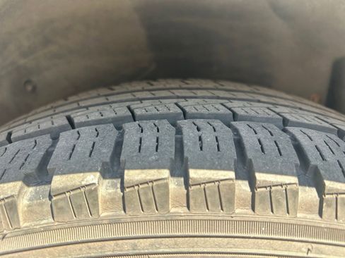 Used 2012 Lincoln MKX AWD image 26