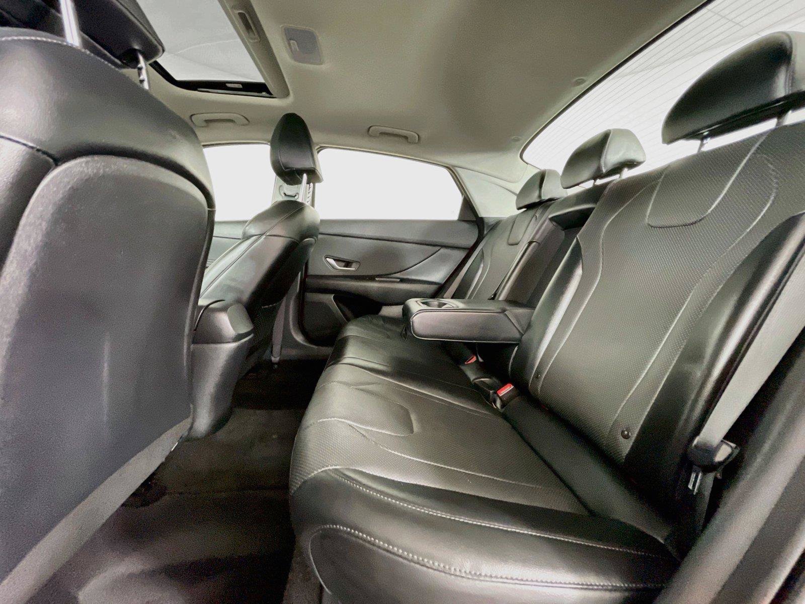 Used 2023 Hyundai Elantra Limited FWD image 28