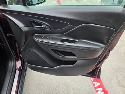 Used 2018 Buick Encore Preferred FWD image 29