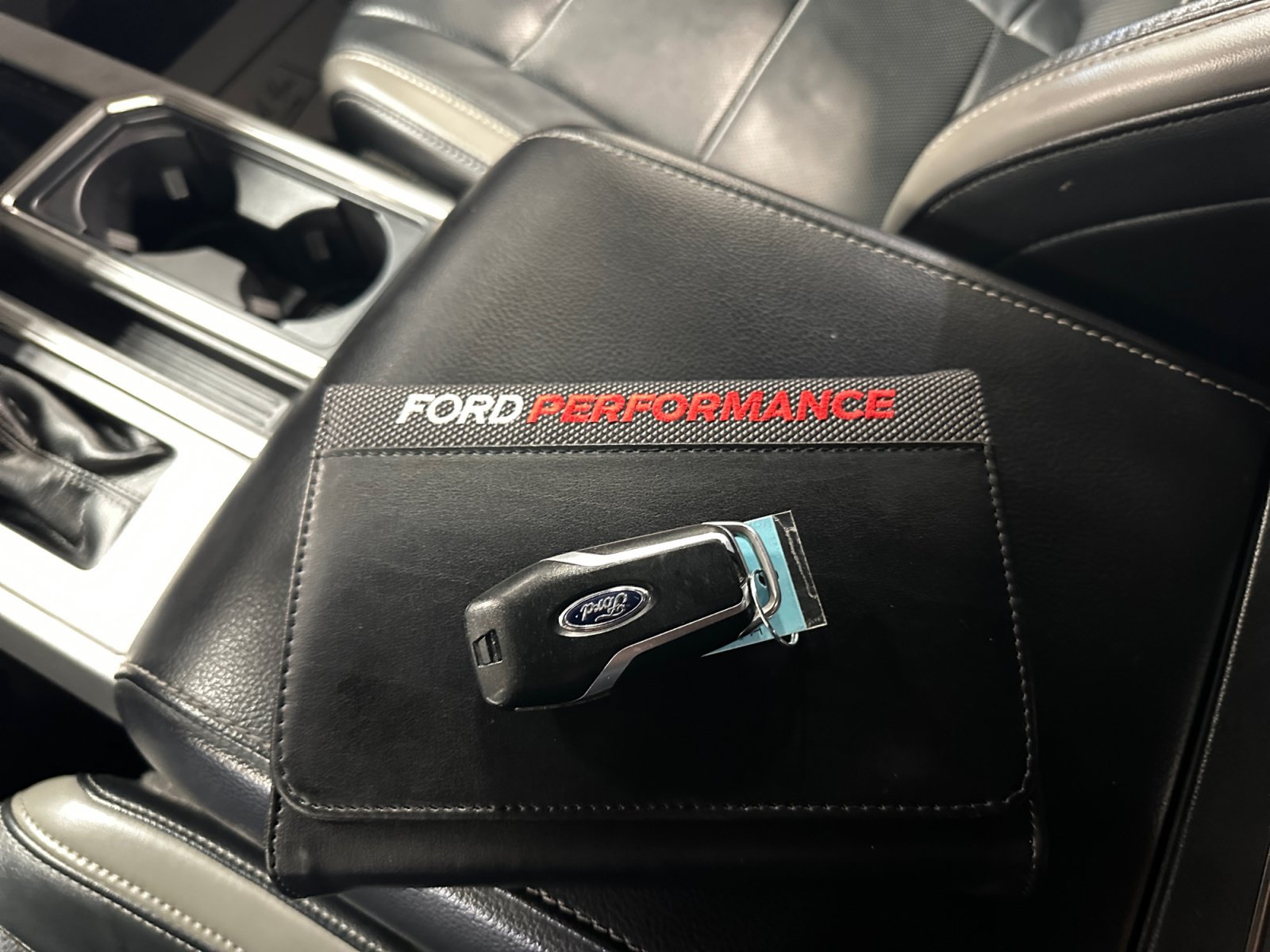 Used 2017 Ford F150 Raptor w/ Equipment Group 802A Luxury AWD/4WD image 31