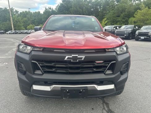 Used 2023 Chevrolet Colorado Trail Boss AWD/4WD image 2
