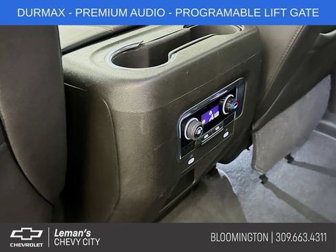 Used 2021 Chevrolet Suburban RST AWD/4WD image 27