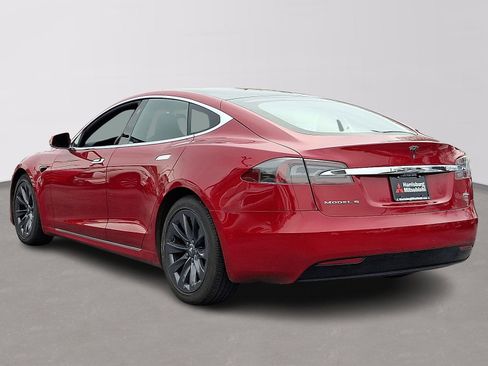 Used 2018 Tesla Model S 100D image 4