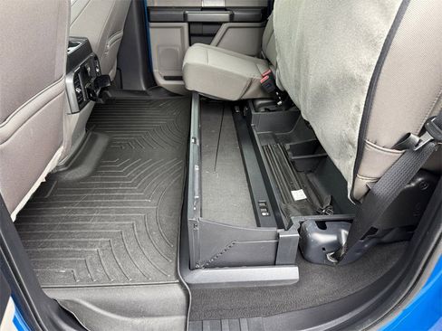 Used 2021 Ford F250 XLT w/ XLT Premium Package image 13