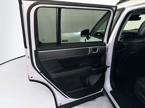 Used 2025 Hyundai Santa Fe SEL image 26