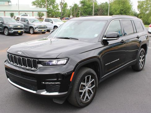 Used 2024 Jeep Grand Cherokee L Limited w/ Luxury Tech Group II AWD/4WD image 4