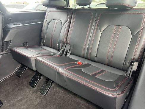 Used 2023 Ford Expedition Limited image 25