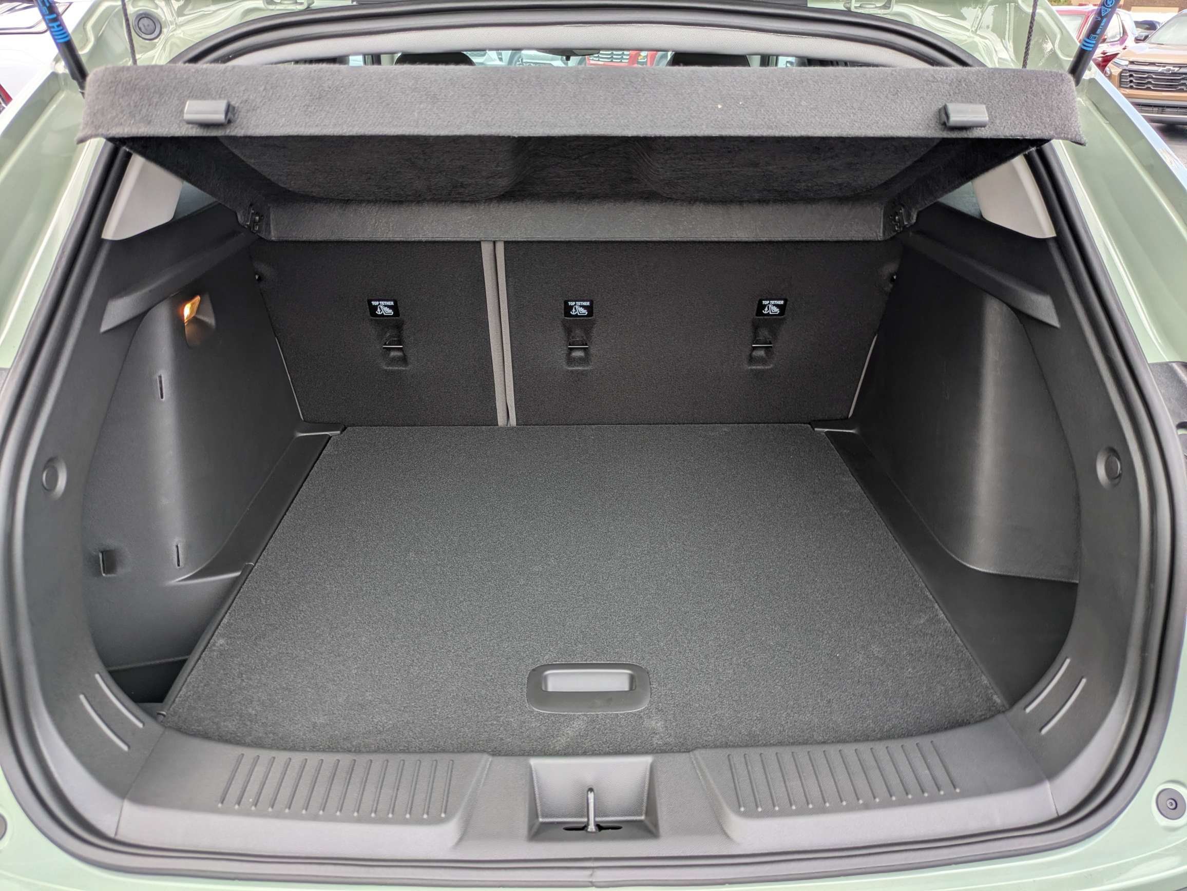 New 2026 Chevrolet Trax ACTIV w/ Sunroof Package FWD image 7