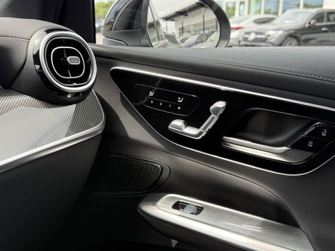New 2026 Mercedes-Benz GLC 300 image 32