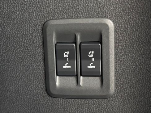 Used 2024 Lexus GX 550 w/ Accessory Package (Z1) AWD/4WD image 44