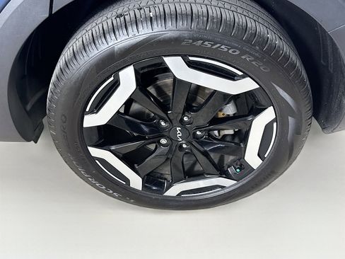 Used 2024 Kia Telluride EX image 39